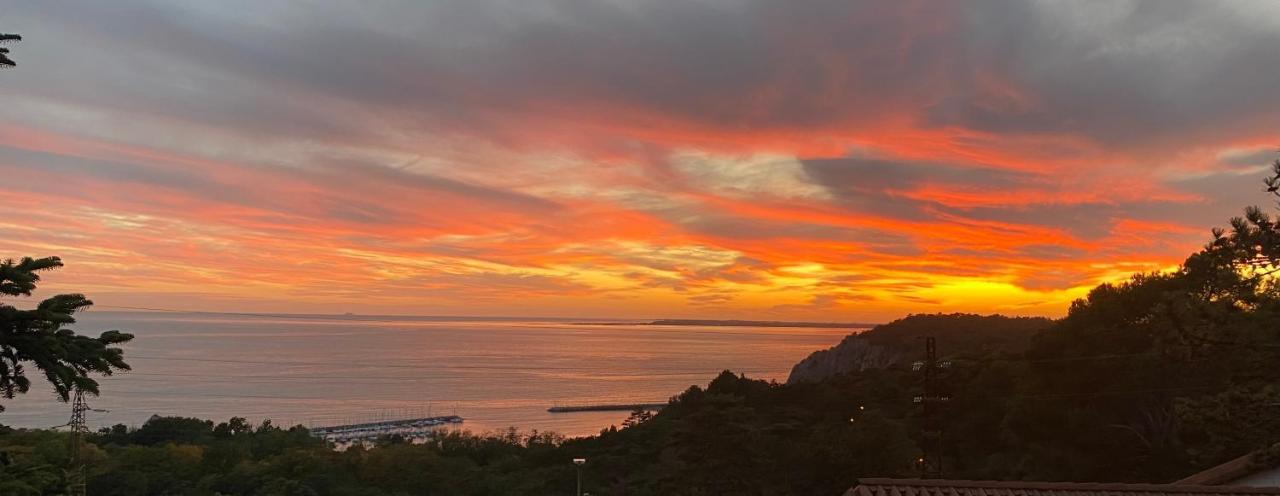 Apartment With Terrace And Garden With A Sea View Sistiana Εξωτερικό φωτογραφία